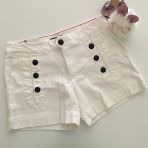 Tommy Hilfiger short cream size 0